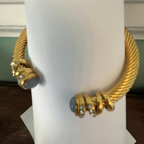 CABLE BANGLE  Stainless Steel bracelets with coloured stone and cubic zirconia - Picture 7 of 13